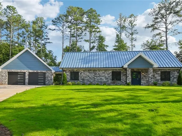 40 Red Oak Cir, Buchanan, GA 30113
