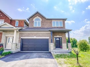 1074 Northgraves Cres, Ottawa, ON K2M 0C6