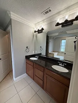 135 Caterpillar Ln — Photo 36