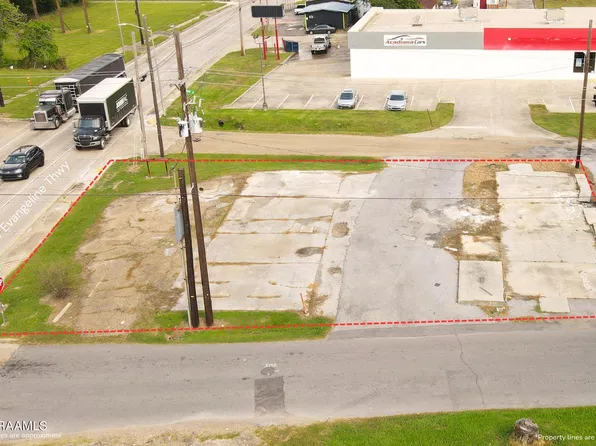 1115 NW Evangeline Thruway, Broussard, LA 70518