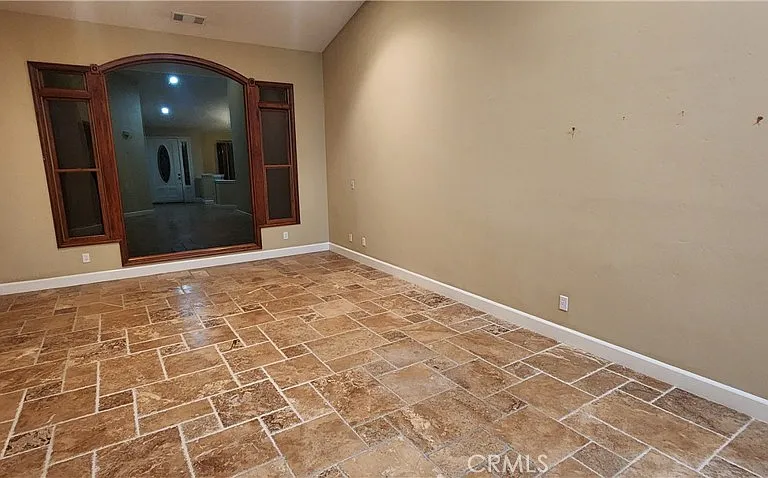 1961 Vineyard View Ln — Photo 31