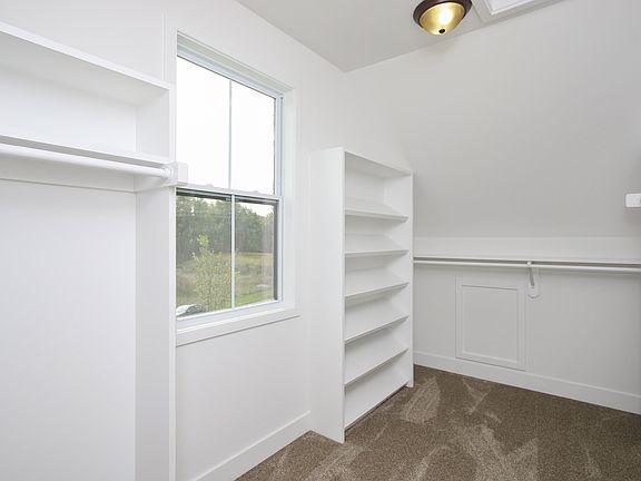 Ranch 2839 - Master Closet