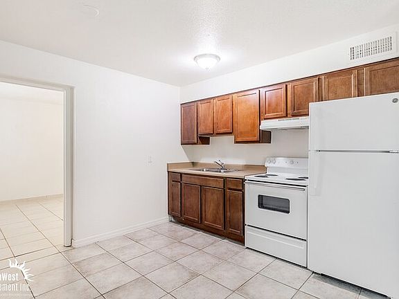 5th image of 1915 W Village Dr #3