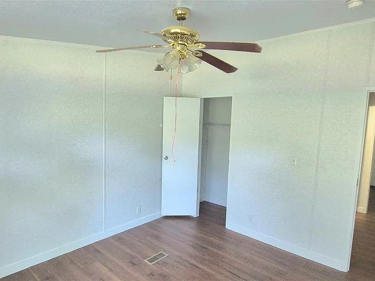 24430 Oak Hollow Blvd — Photo 26