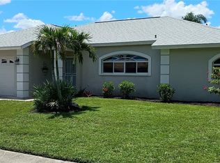 2877 56th Avenue Cir E, Bradenton, FL 34203