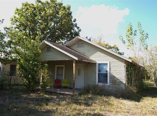 205 E Elliott St, Beeville, TX 78102