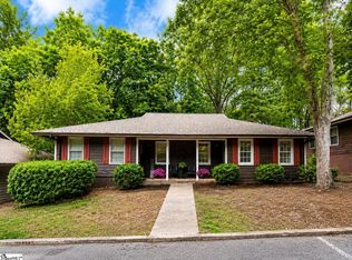 26 Oakwood Dr, Greenville, SC 29609