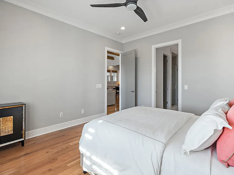 514 Hobbs Creek Dr — Photo 10