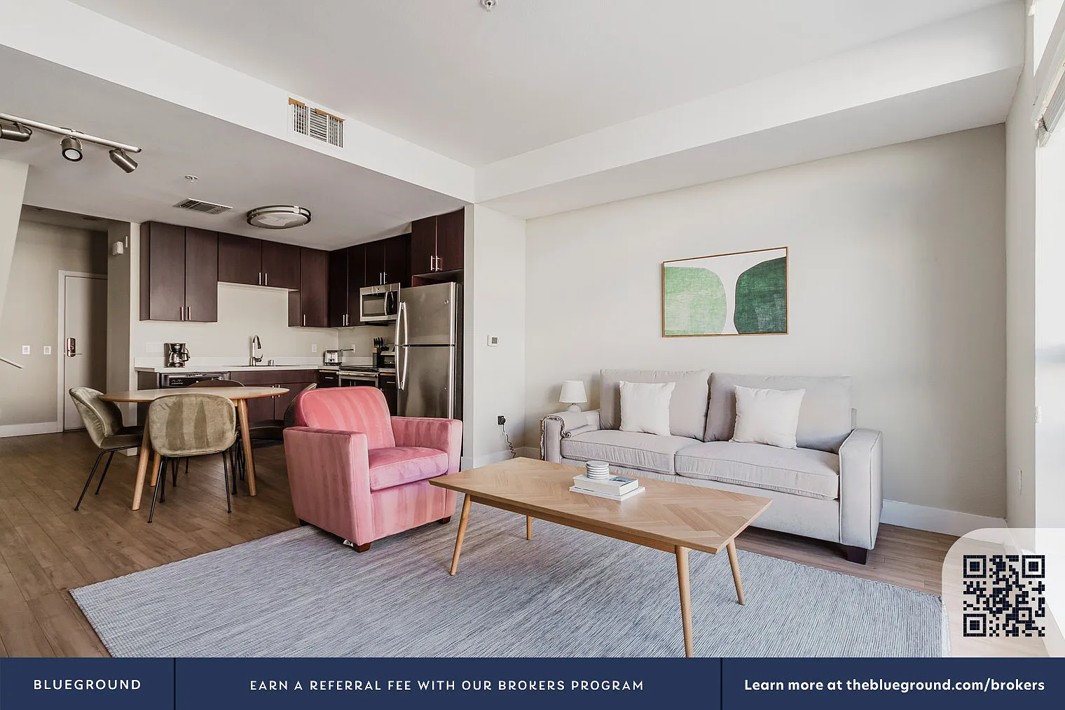 2 bed, 2.5 bath, 962 sqft, $3,590 — Photo 3