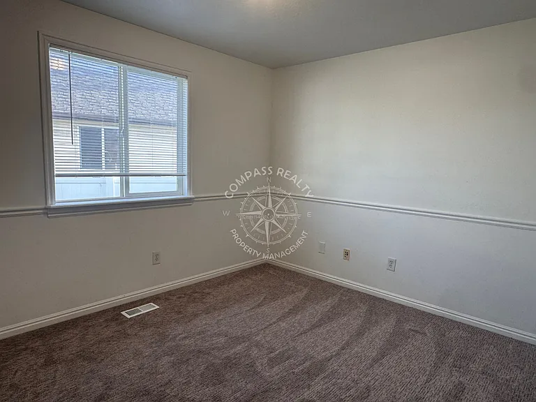 185 Crystal Bay Dr — Photo 8