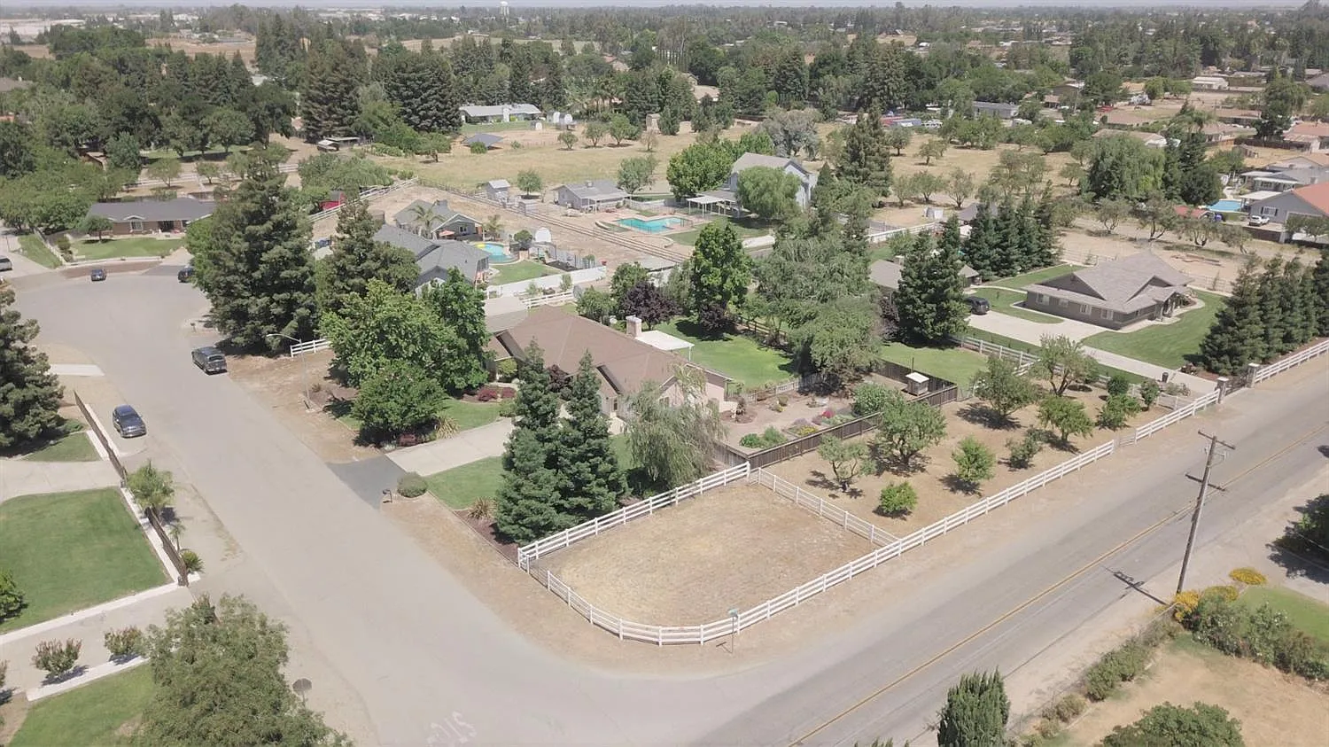 5508 Nutcracker Ct photo 1