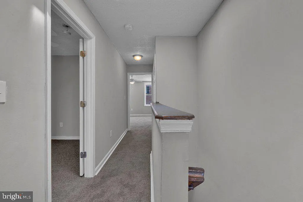 2 bed, 1176 sqft, $1,500 — Photo 3