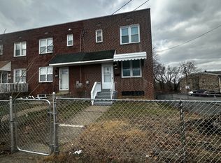 2898 Cushing Rd, Camden, NJ 08104