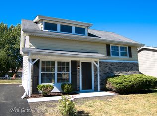 7000 Hickory St, Hanover Park, IL 60133