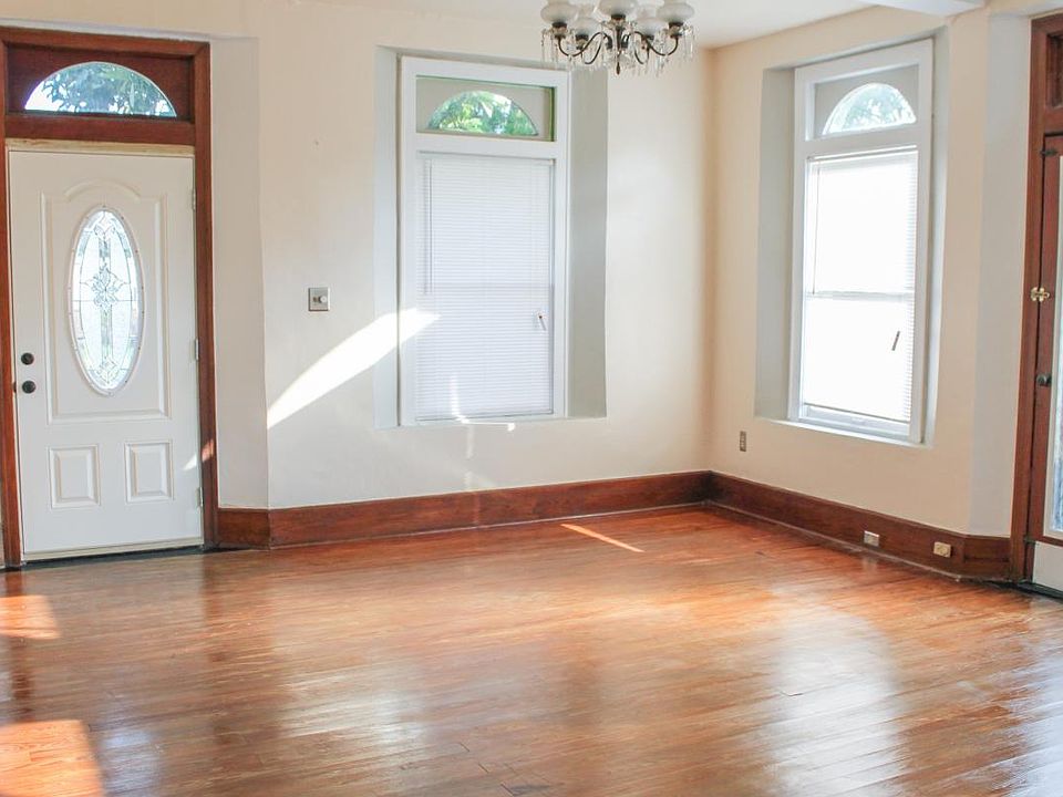 2nd image of 110 Arpieka Ave