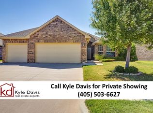 8729 Pikes Peak Rd, Yukon, OK 73099