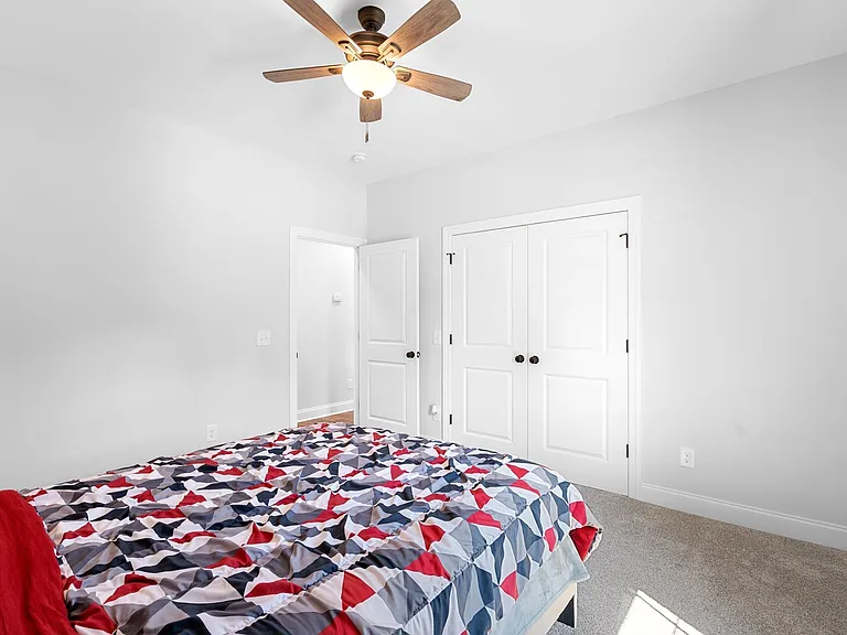 391 Elm Ave — Photo 27