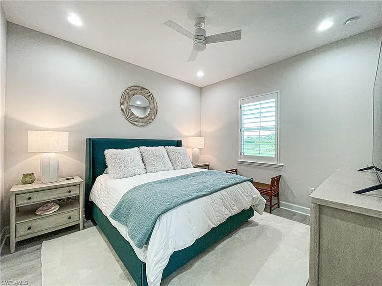 7162 Saona Ct — Photo 13