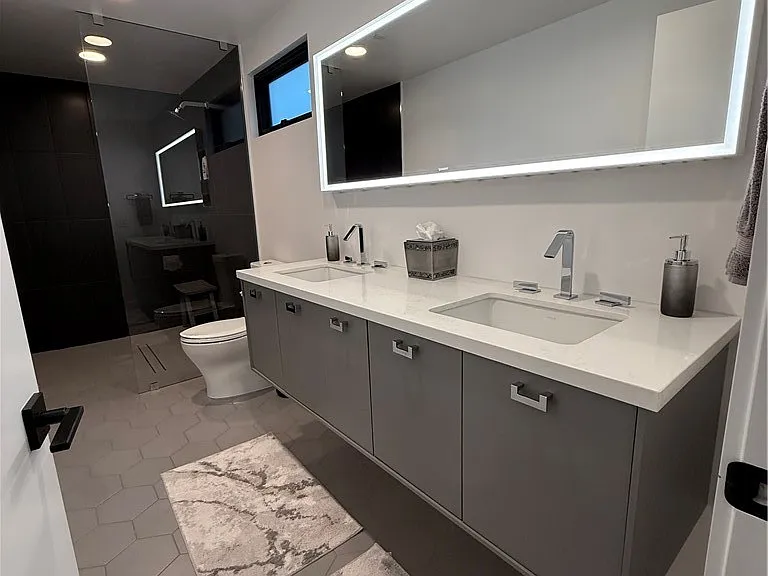 116 W Channel Islands Blvd — Photo 46