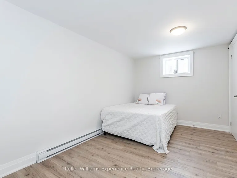65 Drury Ln — Photo 20