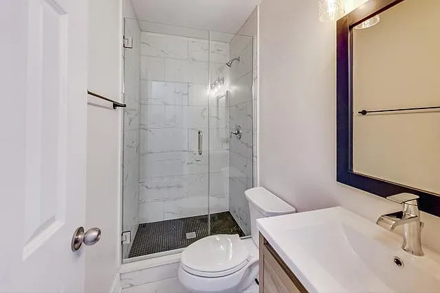 815 S Carpenter St #2F — Photo 15