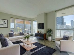 325 E 3rd St SE #204, Calgary, AB T2G 0T9