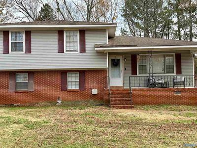 2418 Redmont Rd NW, Huntsville, AL, 35810