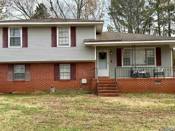 2418 Redmont Rd NW, Huntsville, AL 35810