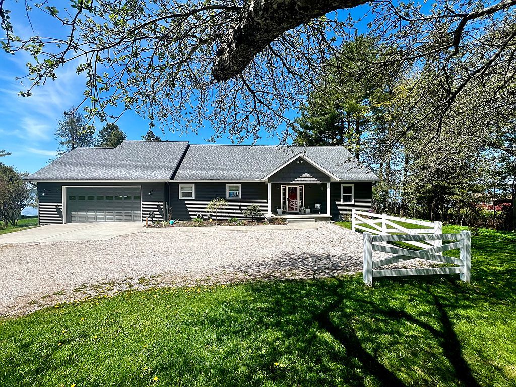 1031 County Road 135 - Property Image
