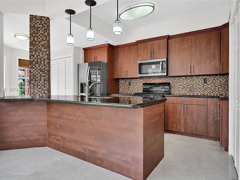 14245 SW 57th Ln #9-5 — Photo 10