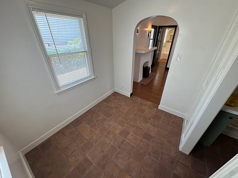 1117 Mira Mar Ave #1117 — Photo 5