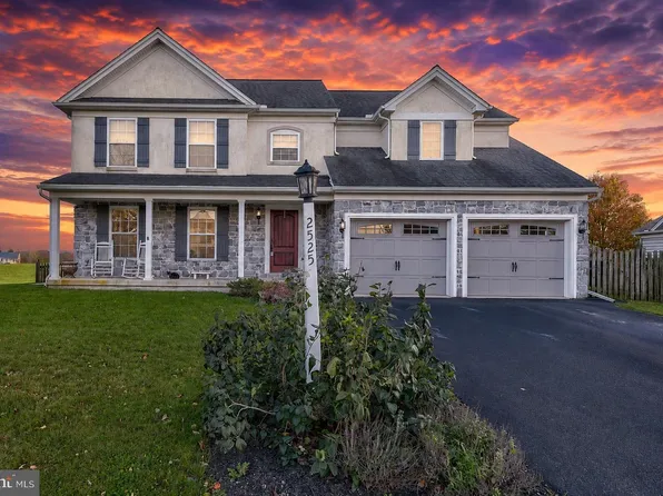 2525 Admire Springs Dr, Dover, PA 17315