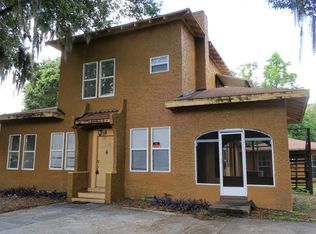 2438 Avenue C SW, Frostproof, FL 33880