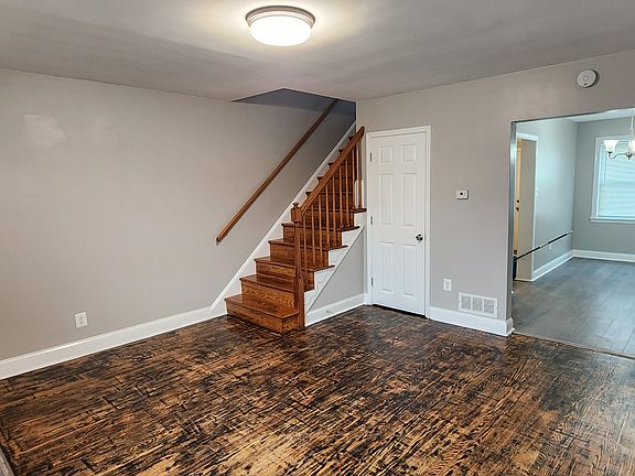 5th image of 2118 Redthorn Rd