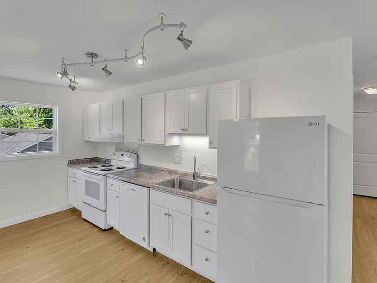 3119 Washington Ave #2 — Photo 6