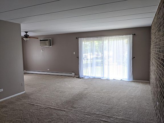 5th image of 8932 W 140th St