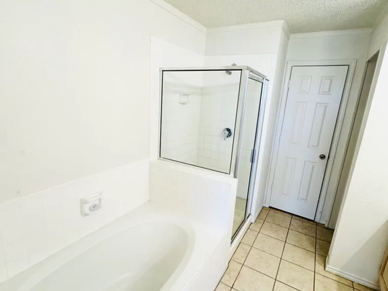 1506 Shalain Dr — Photo 12