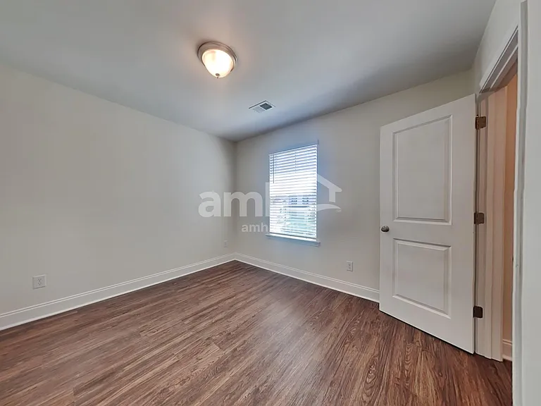 320 Azore Way — Photo 27