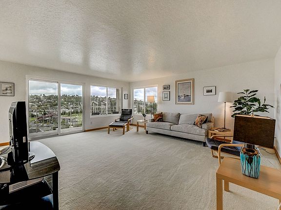 2nd image of 2625 13th Ave W APT 301