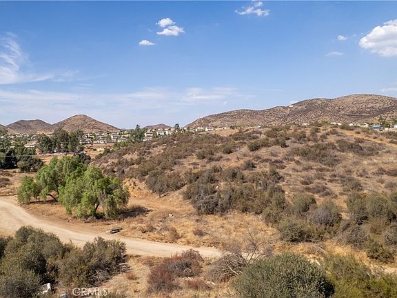 5th image of 0 Yucca St Lot 8