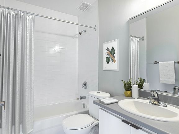 5th image of 565 Talbot St #1557996
