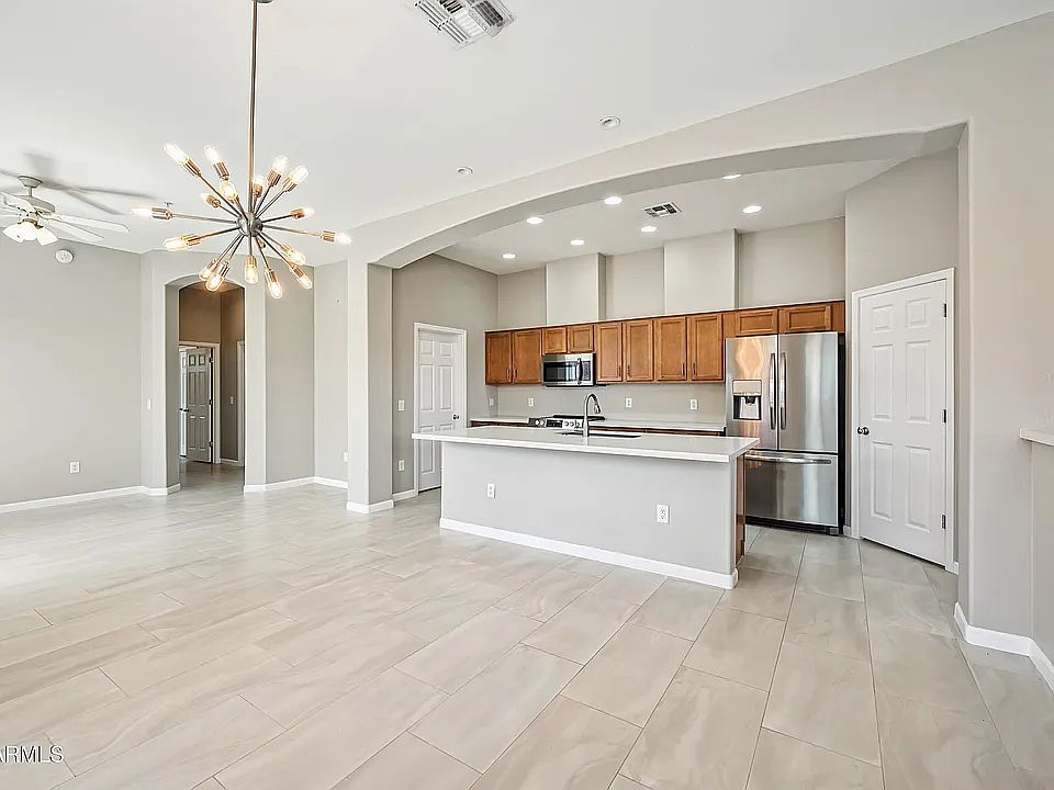 1st image of 42424 N Gavilan Peak Pkwy Unit 7206