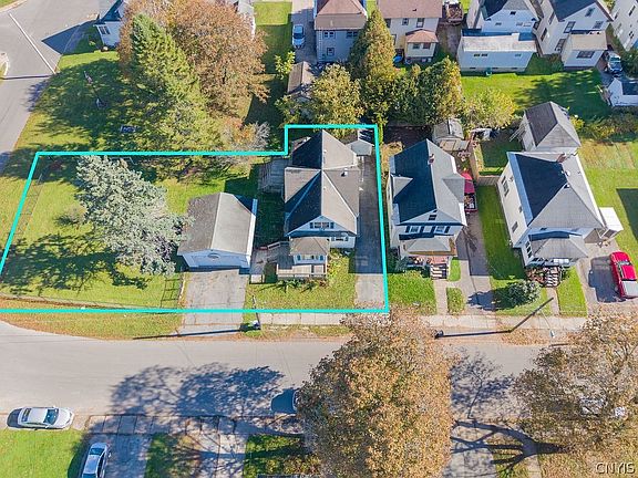 4th image of 359 Broadwell Ave