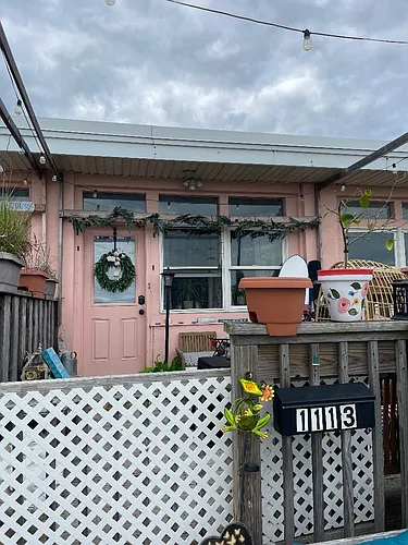1107 Ocean Blvd Photo 1