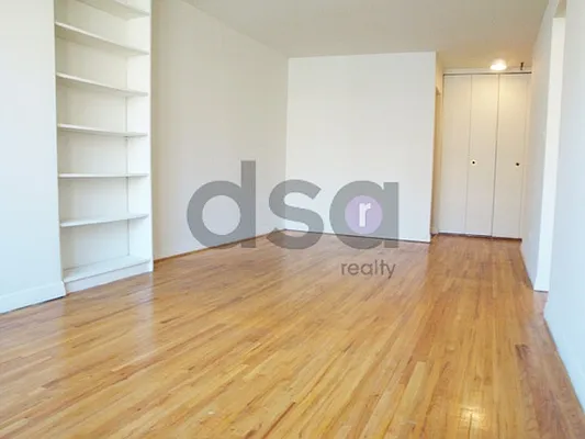 Rented by DSA Realty | media 12