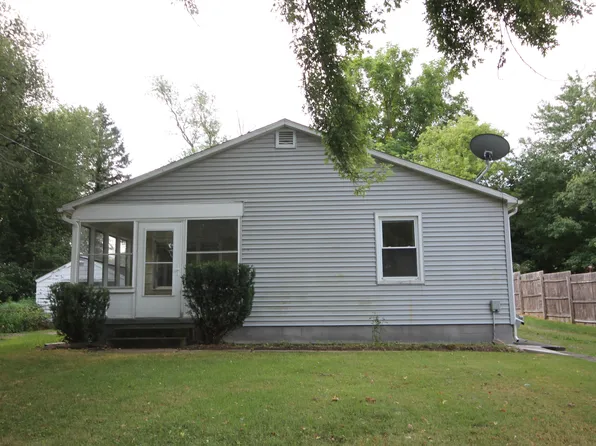 1808 Eckener Dr, Portage, MI 49002