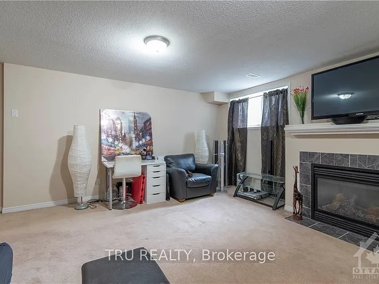 228 Berrigan Dr — Photo 25