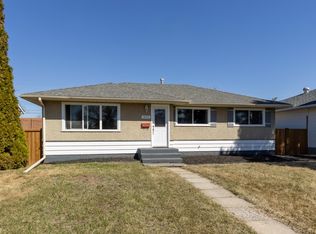 15972 110b Ave NW, Edmonton, AB T5P 1J4