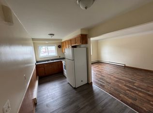 23721 Kelly Rd APT 6, Eastpointe, MI 48021