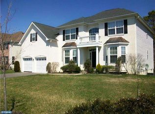 33 Buckingham Dr, Berlin, NJ 08009